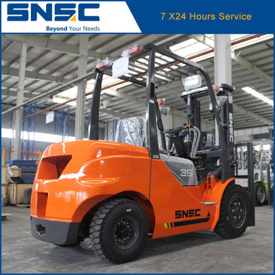 3.5T เครื่องยกดีเซลขนาดเล็ก เครื่องยกดีเซลสีส้ม เครื่องยกดีเซลญี่ปุ่น เครื่องยกไอซูซู
