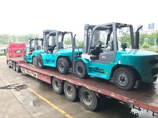 เครื่องยกไฟฟ้าดีเซล 10 ตันที่กําหนดเอง ความสูง 3000-6000 มม