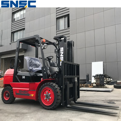 รถยกฟอร์ค 3 ตัน FL30 เครื่องยกฟอร์คพลังงาน LPG 3000mm ~ 5000mm ความสูงการยก