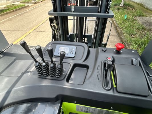 1.5T 2T 2.5T รถบรรทุกไฟฟ้า Forklift แบตเตอรี่ลิเดียม รถบรรทุกลึก